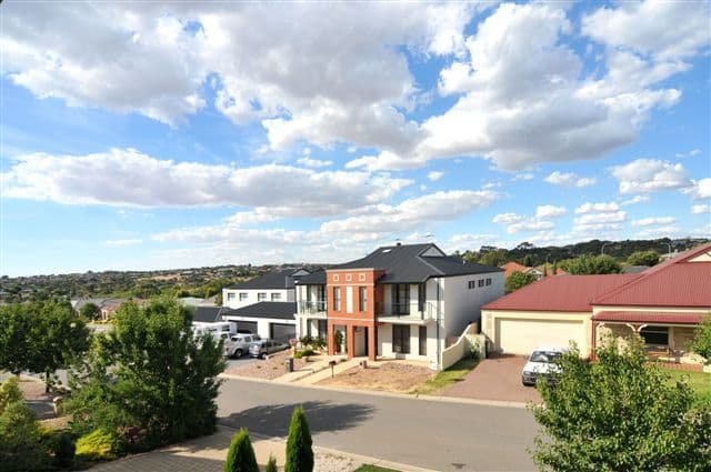 71 Crescent Road, Gympie, QLD, 4570, Gympie - Thumbnail 3