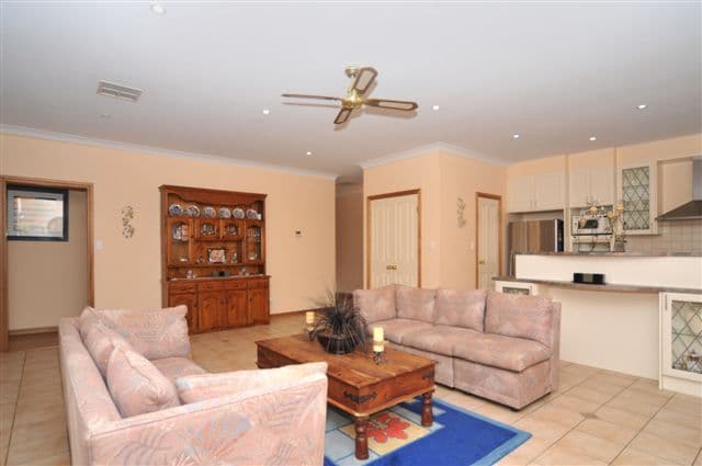 71 Crescent Road, Gympie, QLD, 4570, Gympie - Thumbnail 5