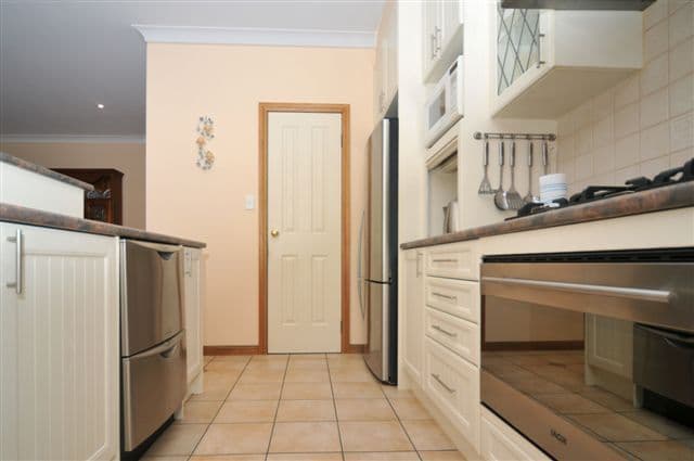 71 Crescent Road, Gympie, QLD, 4570, Gympie - Thumbnail 8