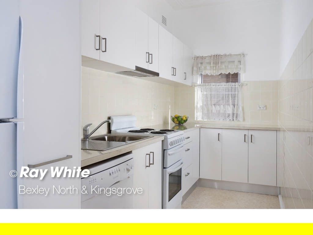 4 Narramore Street, Kingsgrove NSW 2208, Kingsgrove - Thumbnail 3