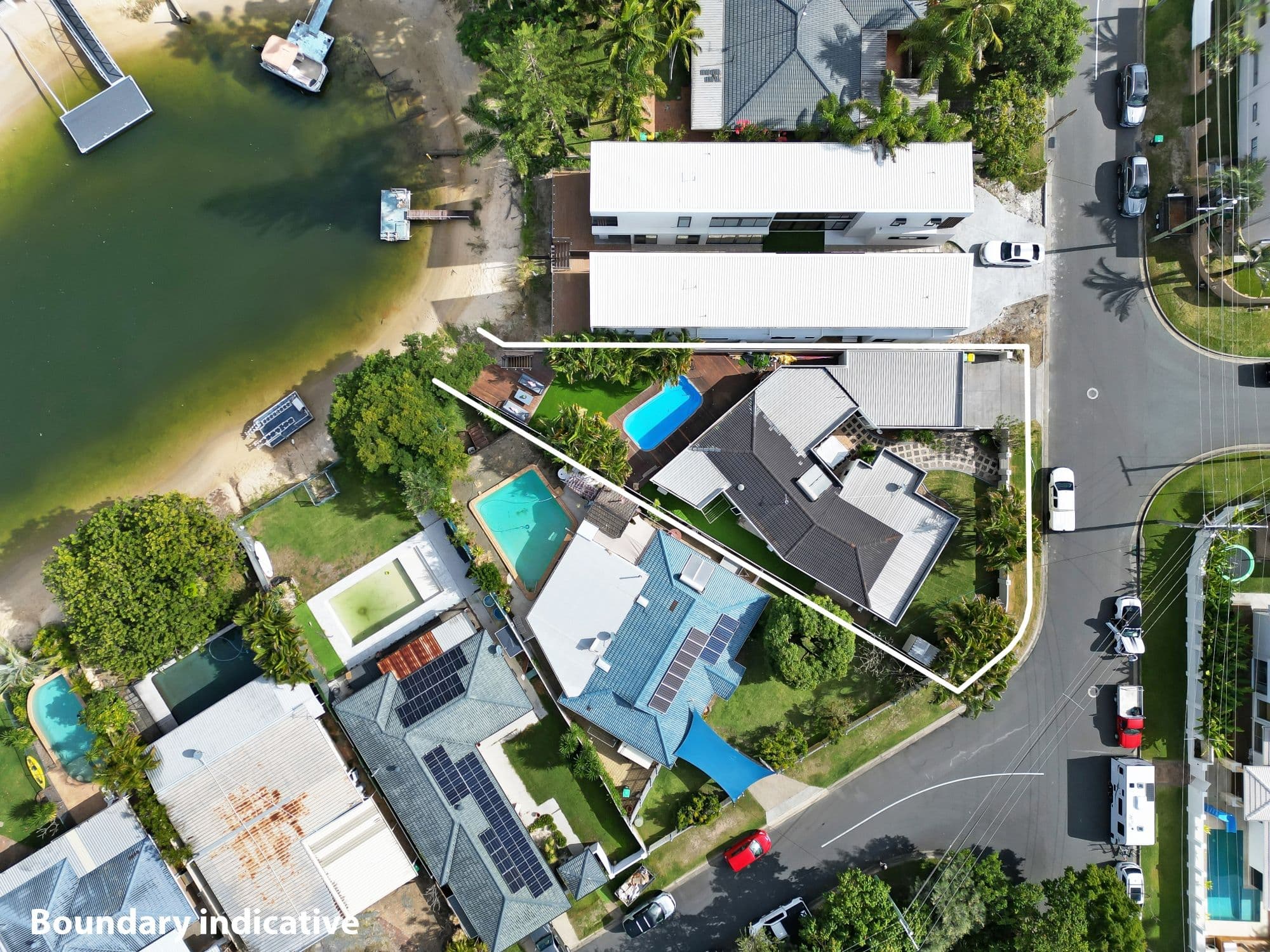 53 Vatakoula Parade, Mermaid Waters QLD 4218, Mermaid Waters - Thumbnail 2