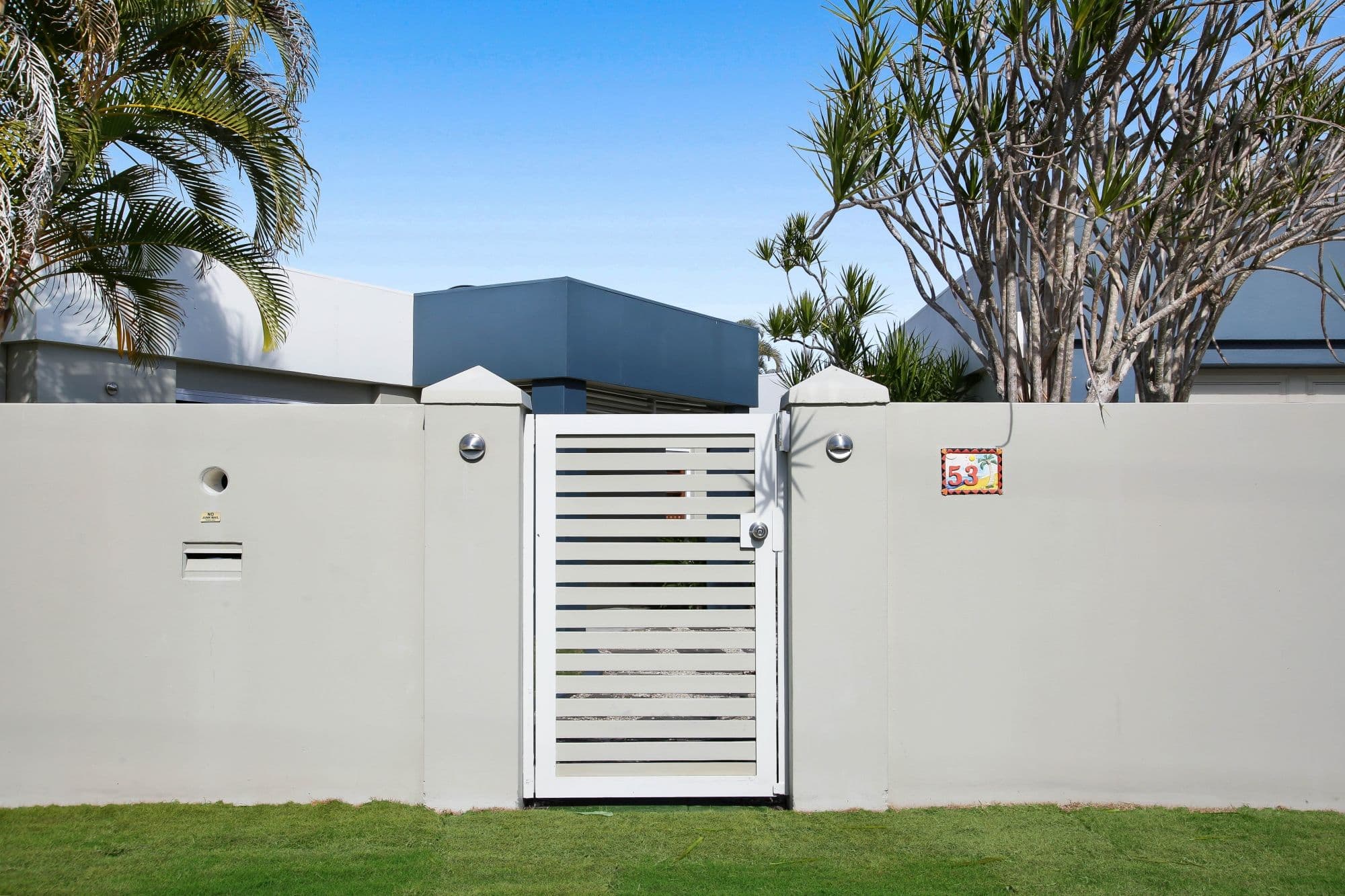 53 Vatakoula Parade, Mermaid Waters QLD 4218, Mermaid Waters - Thumbnail 4