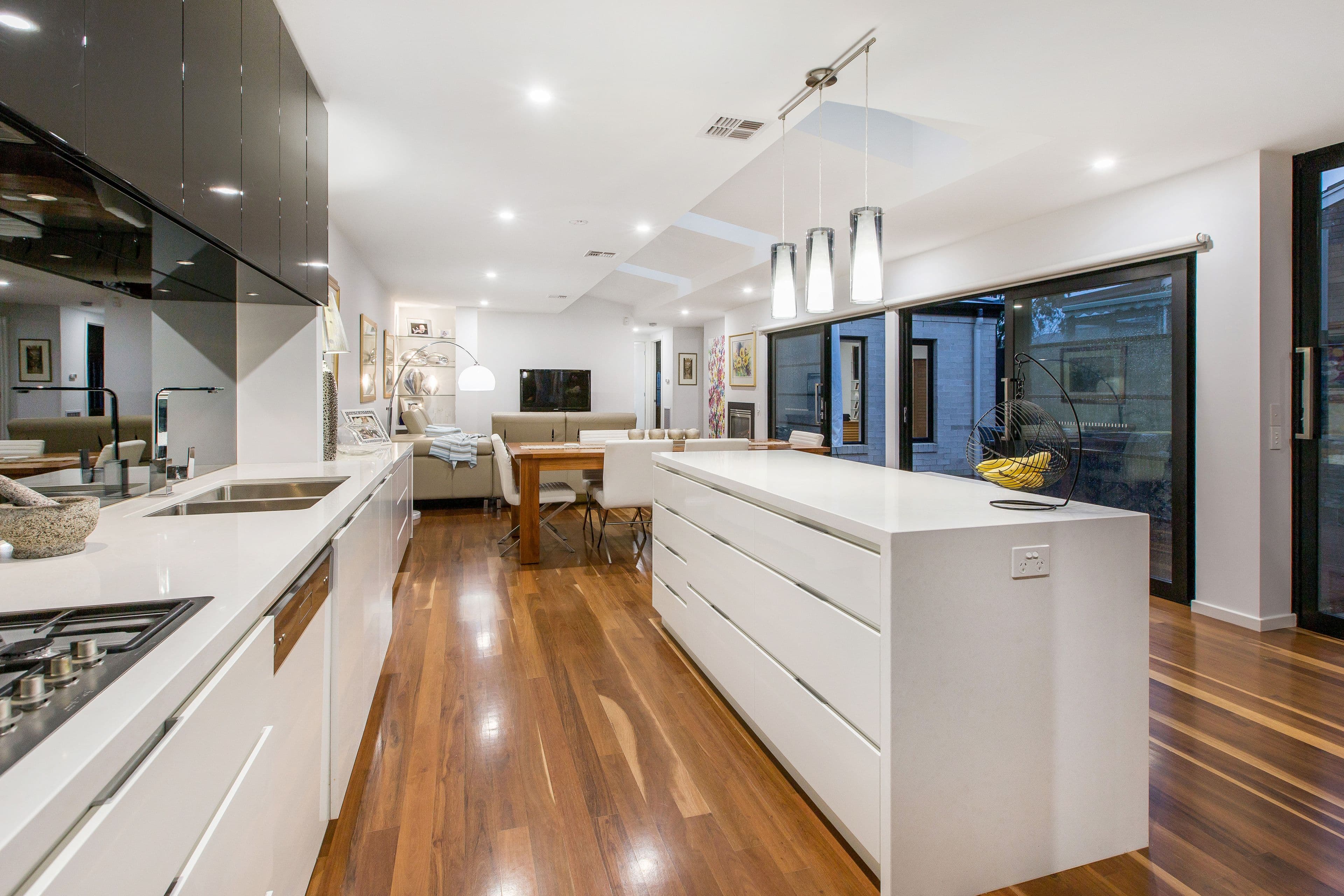 26 Gordons Road, South Morang, South Morang - Thumbnail 2