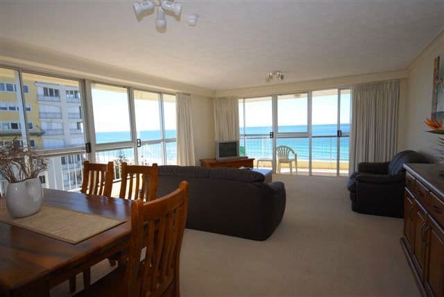 170 The Esplanade, BURLEIGH HEADS QLD 4220, Burleigh Heads - Thumbnail 5