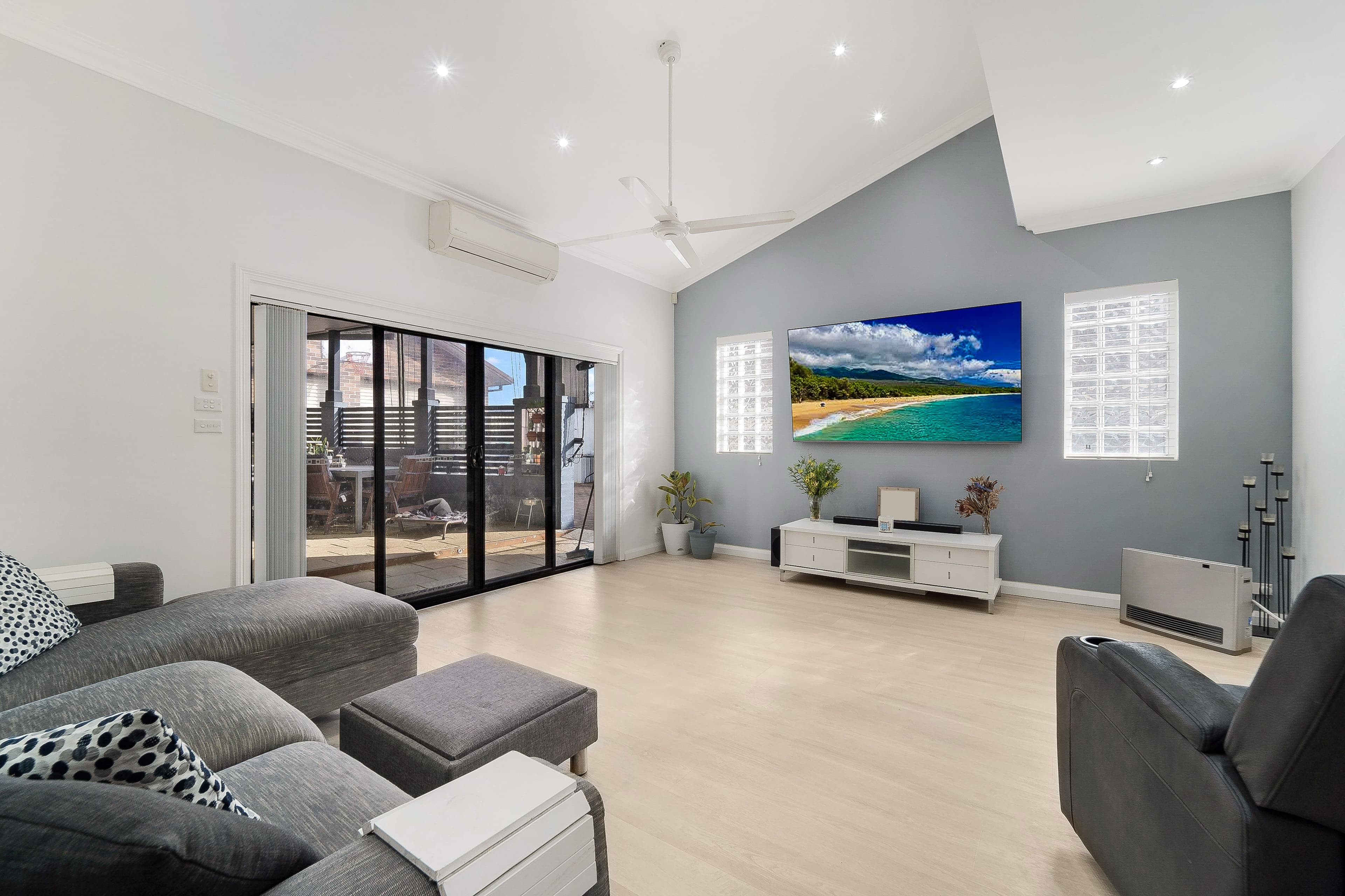 21 Railway Parade, Condell Park NSW 2200, Condell Park - Thumbnail 3