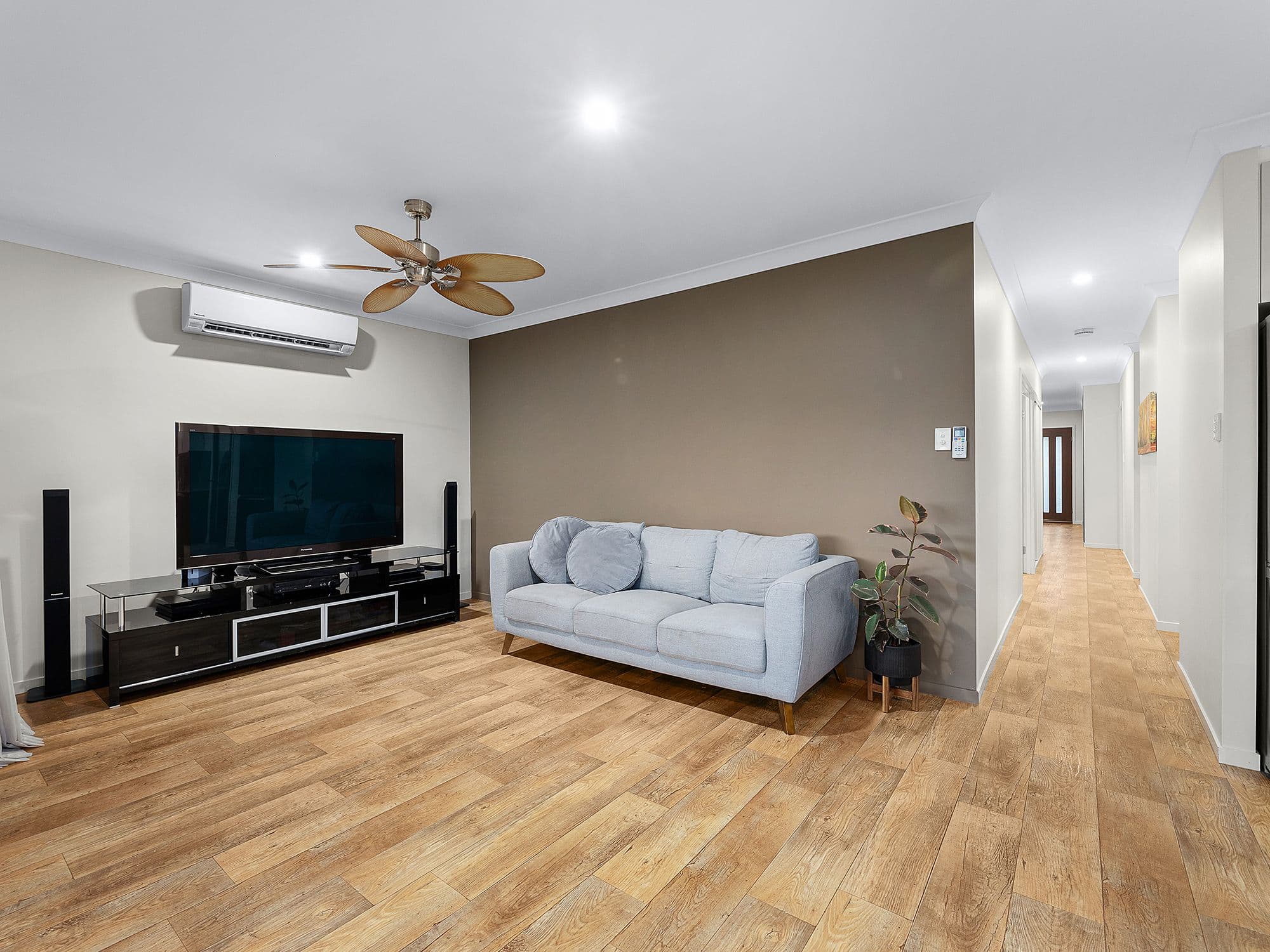 26 Pleasant Street, South Ripley QLD 4306, South Ripley - Thumbnail 8