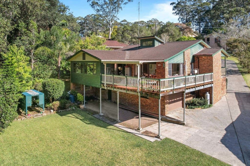 19 Eagle Close, Lisarow - Image 1