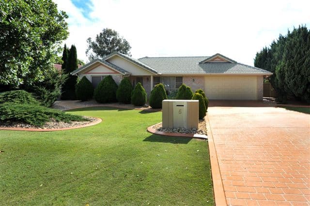 5 Jonquil Court, MIDDLE RIDGE QLD 4350, Middle Ridge - Image 1