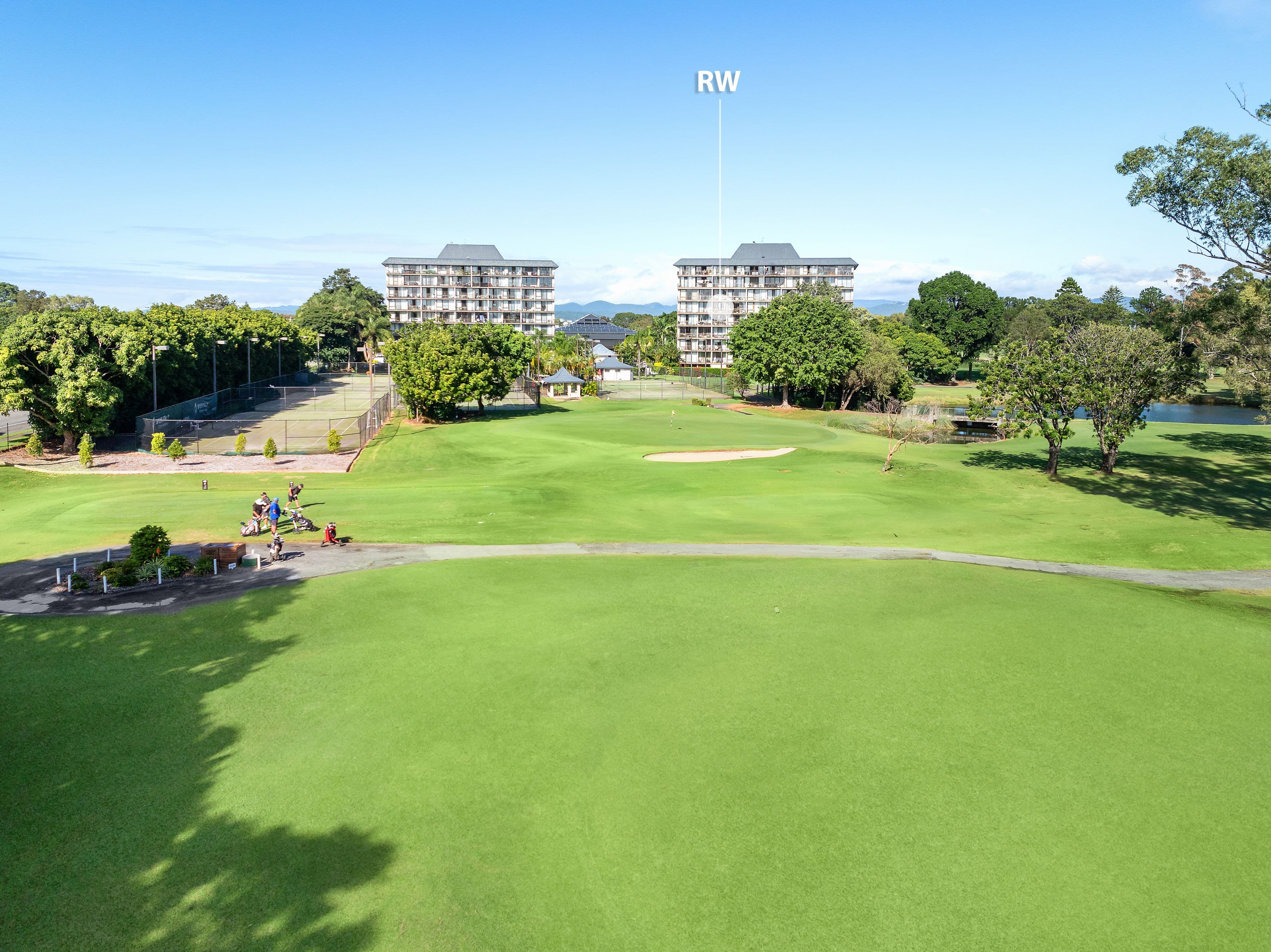 11 Fairway Drive, Clear Island Waters QLD 4226, Clear Island Waters - Thumbnail 3