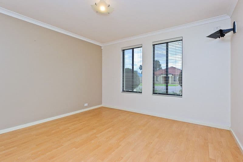 6 Florrie Court, CLOVERDALE WA 6105, Cloverdale - Thumbnail 6