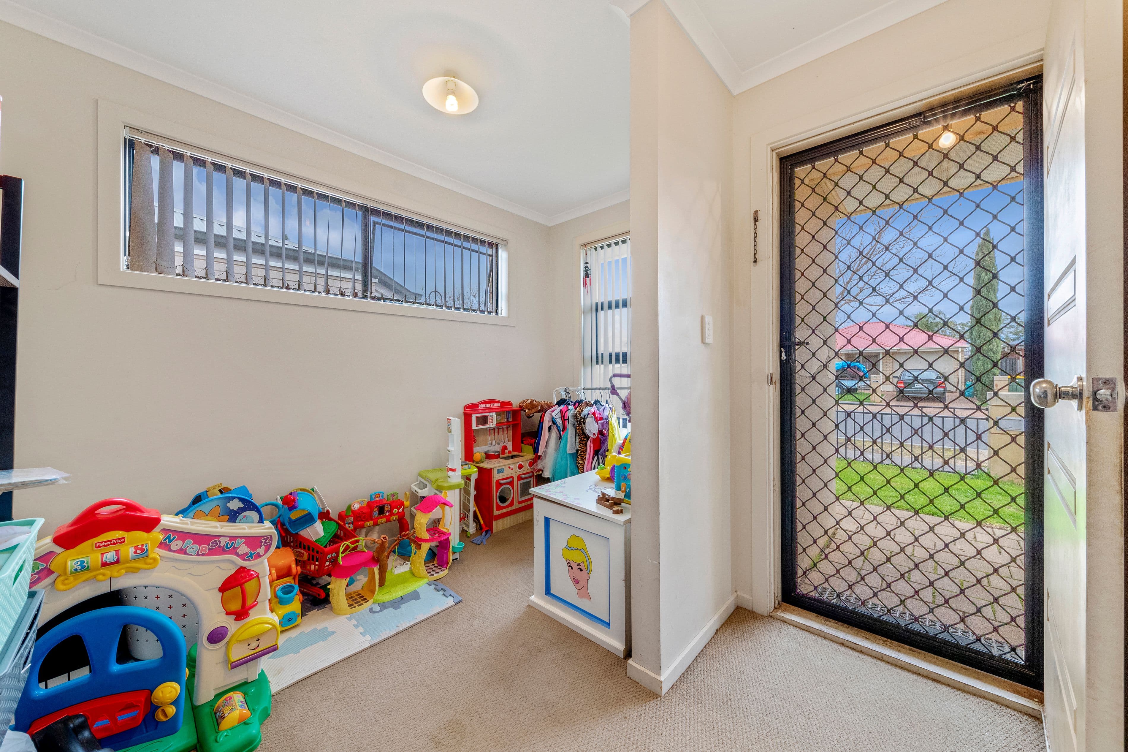 26 Coonawarra Avenue, Andrews Farm SA 5114, Andrews Farm - Thumbnail 3