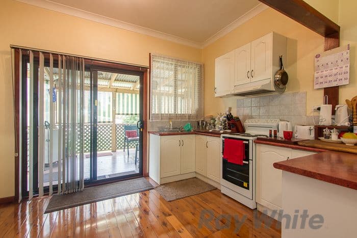 51 Kings Road, Tighes Hill - Thumbnail 3