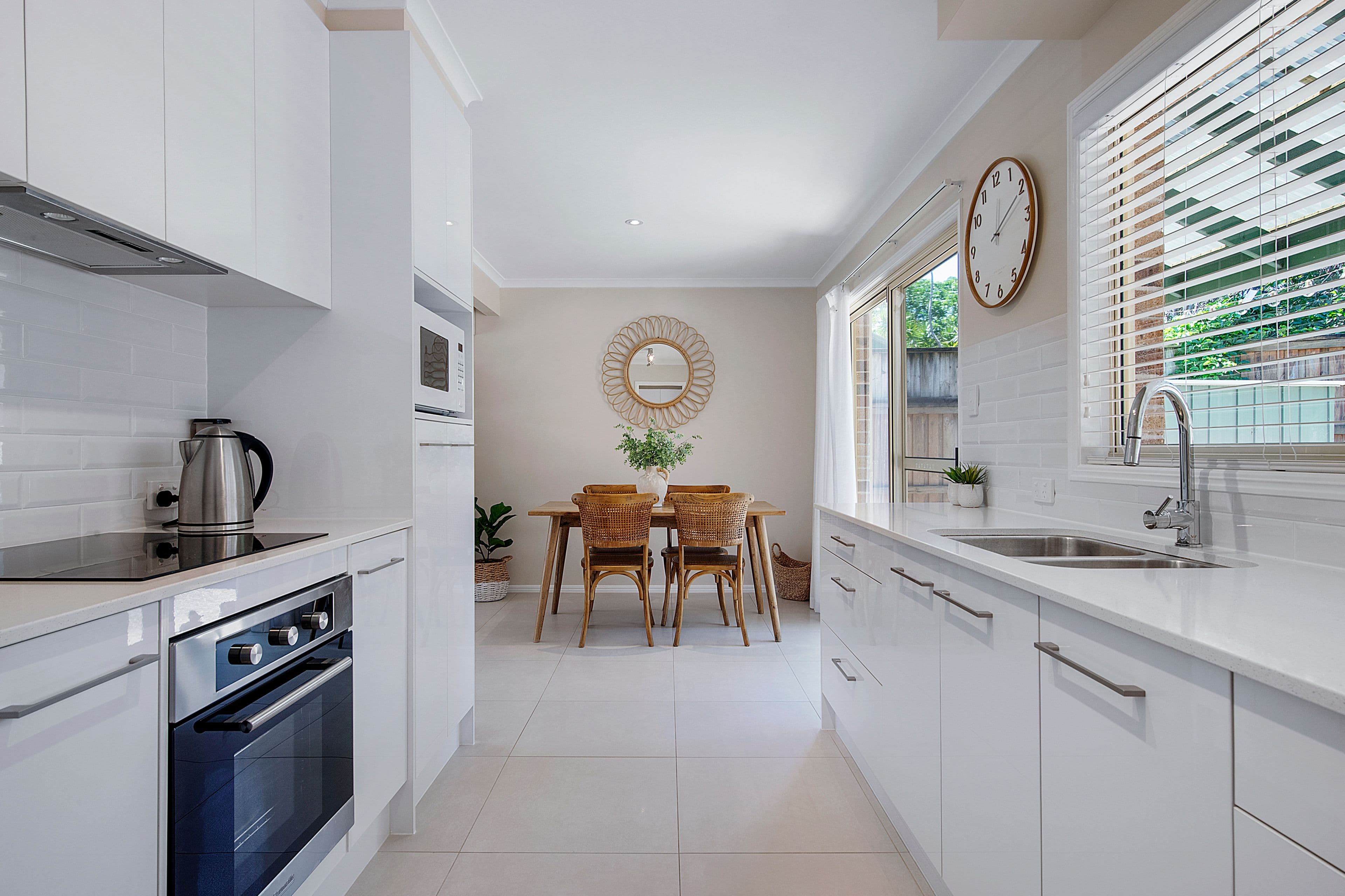1-5 Santa Cruz Boulevard, Clear Island Waters QLD 4226, Clear Island Waters - Thumbnail 2