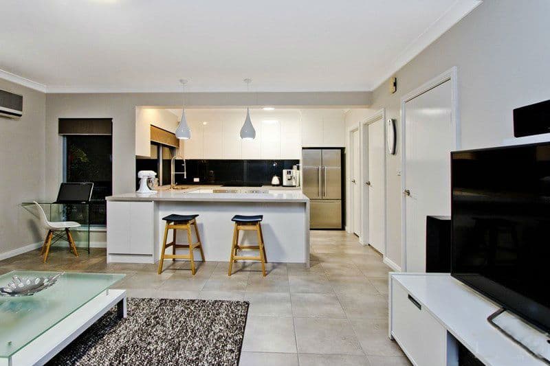 12 McDonald Grove, West Lakes SA 5021, West Lakes - Thumbnail 8