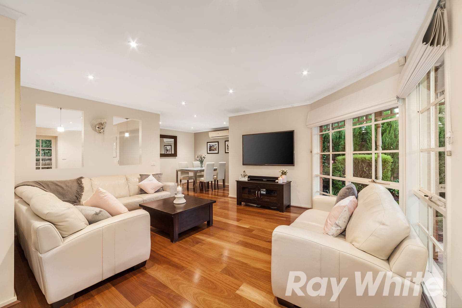 11 Farview Drive, Rowville VIC 3178, Rowville - Thumbnail 3