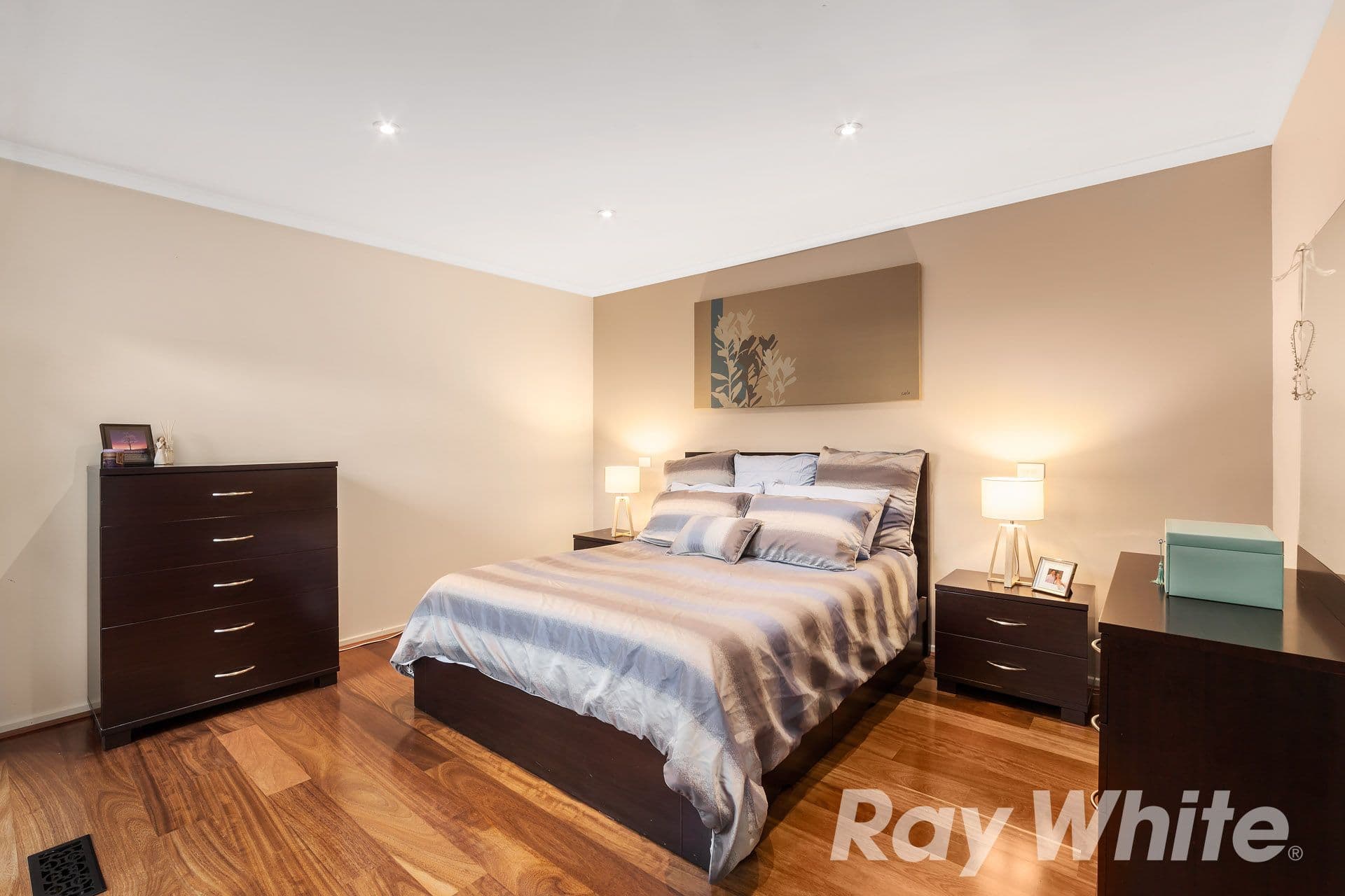 11 Farview Drive, Rowville VIC 3178, Rowville - Thumbnail 8