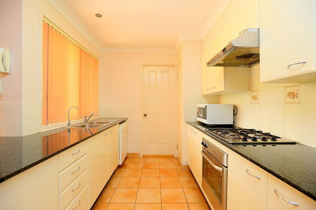 4 Vista Crescent, Chester Hill - Thumbnail 3