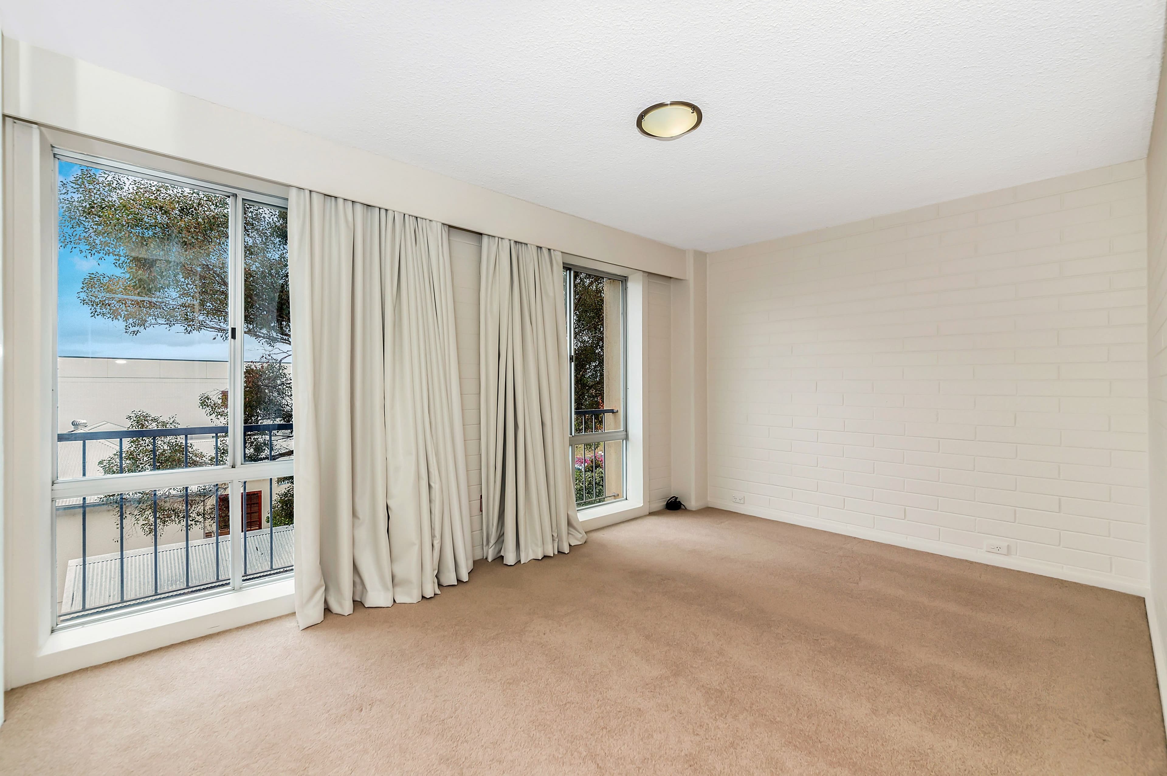 86 Derrima Road, Crestwood NSW 2620, Crestwood - Thumbnail 5