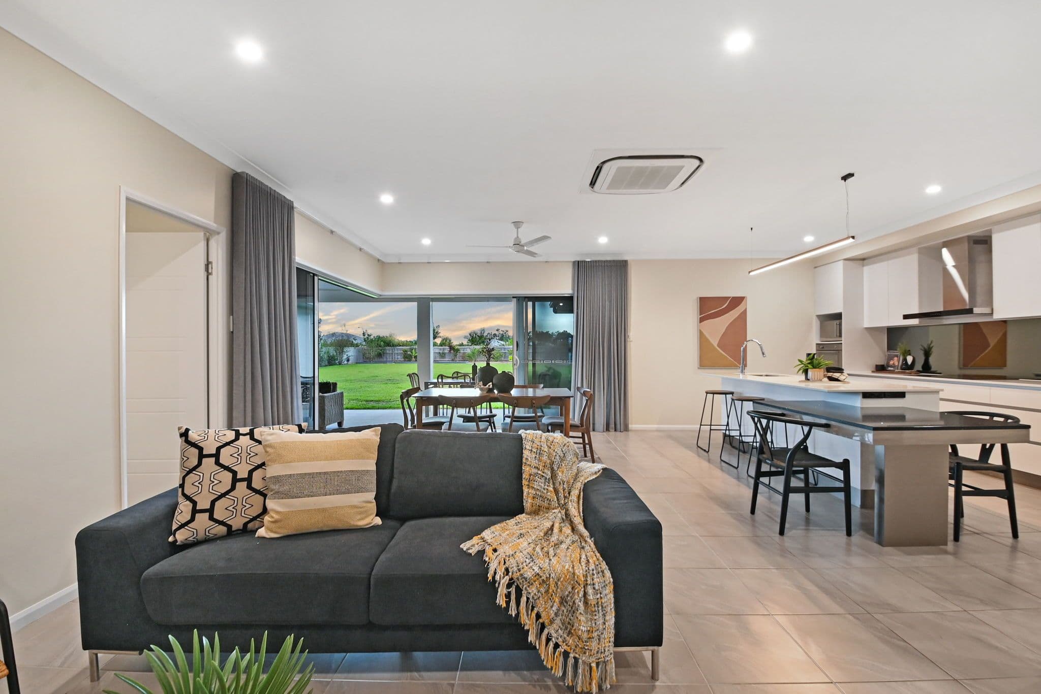 19 Merivale Street, Jensen QLD 4818, Jensen - Thumbnail 7