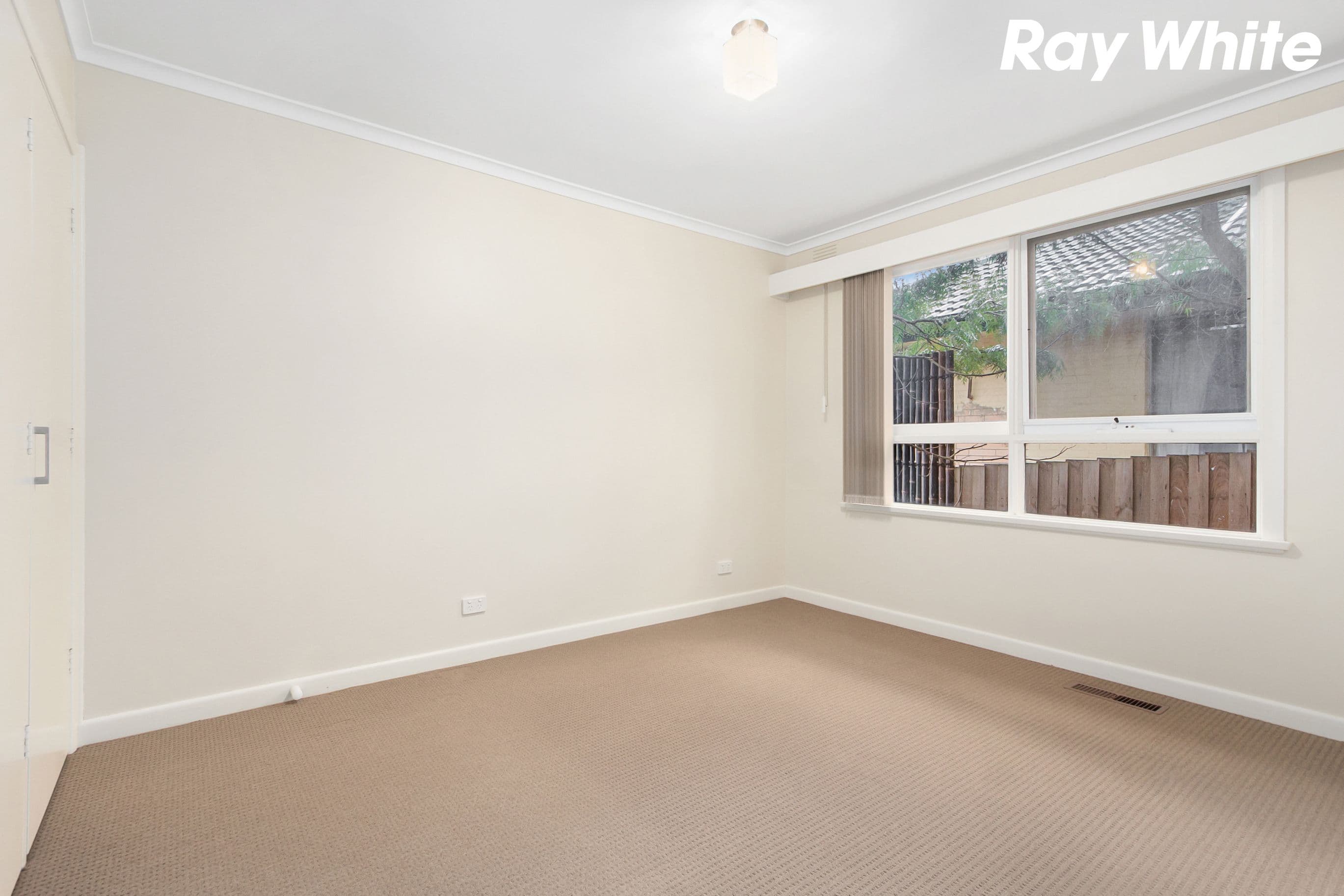 22 Gardenia Street, Pakenham VIC 3810, Pakenham - Thumbnail 8