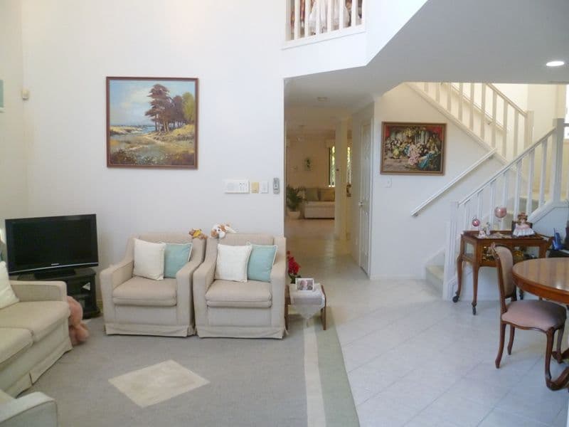 6 Thyme Court, RUNAWAY BAY QLD 4216, Runaway Bay - Thumbnail 2