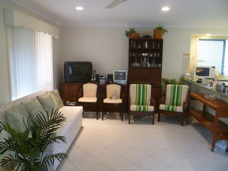 6 Thyme Court, RUNAWAY BAY QLD 4216, Runaway Bay - Thumbnail 6