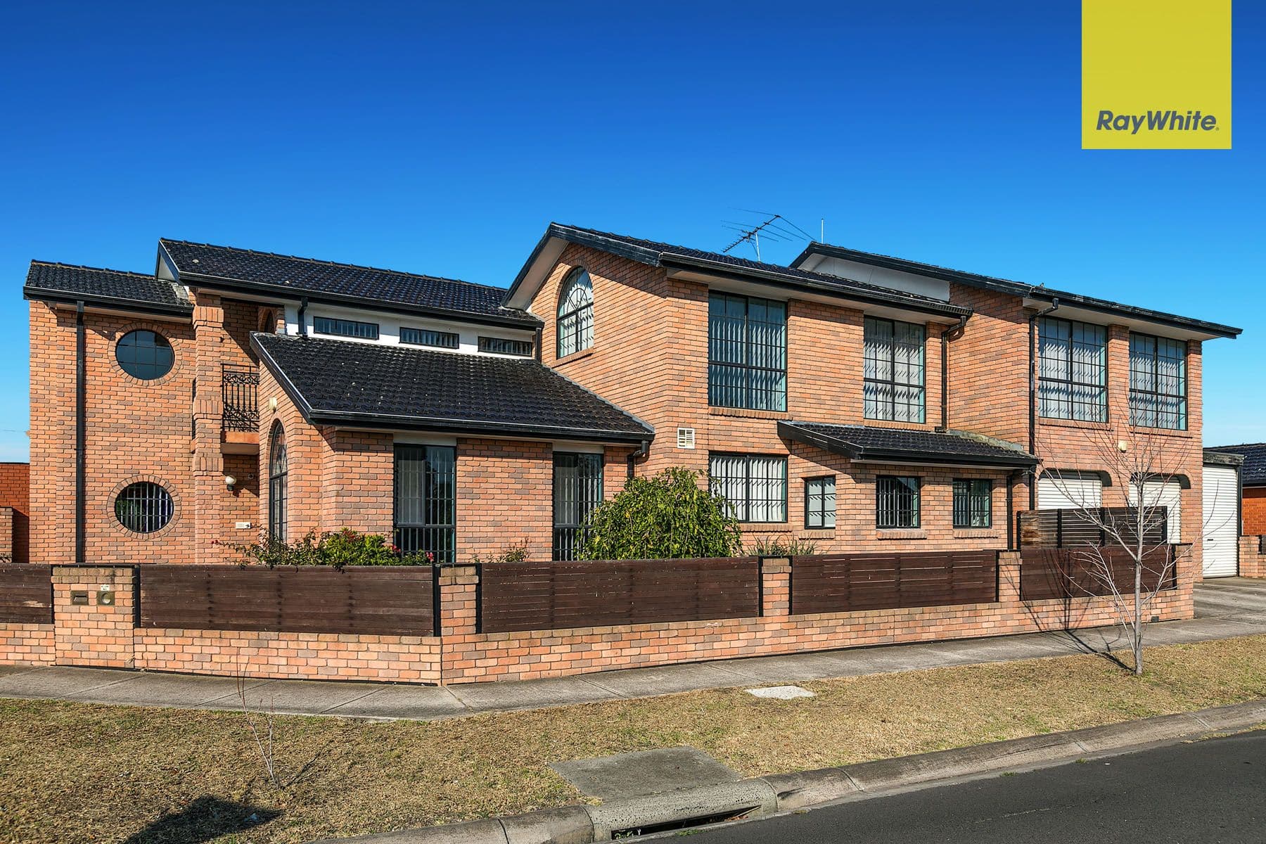 1 Amethyst Close, St Albans VIC 3021, St Albans - Thumbnail 2