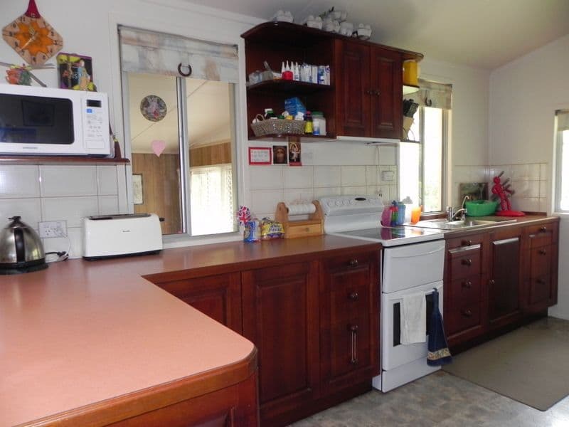 23 Florence, PITTSWORTH QLD 4356, Pittsworth - Thumbnail 6