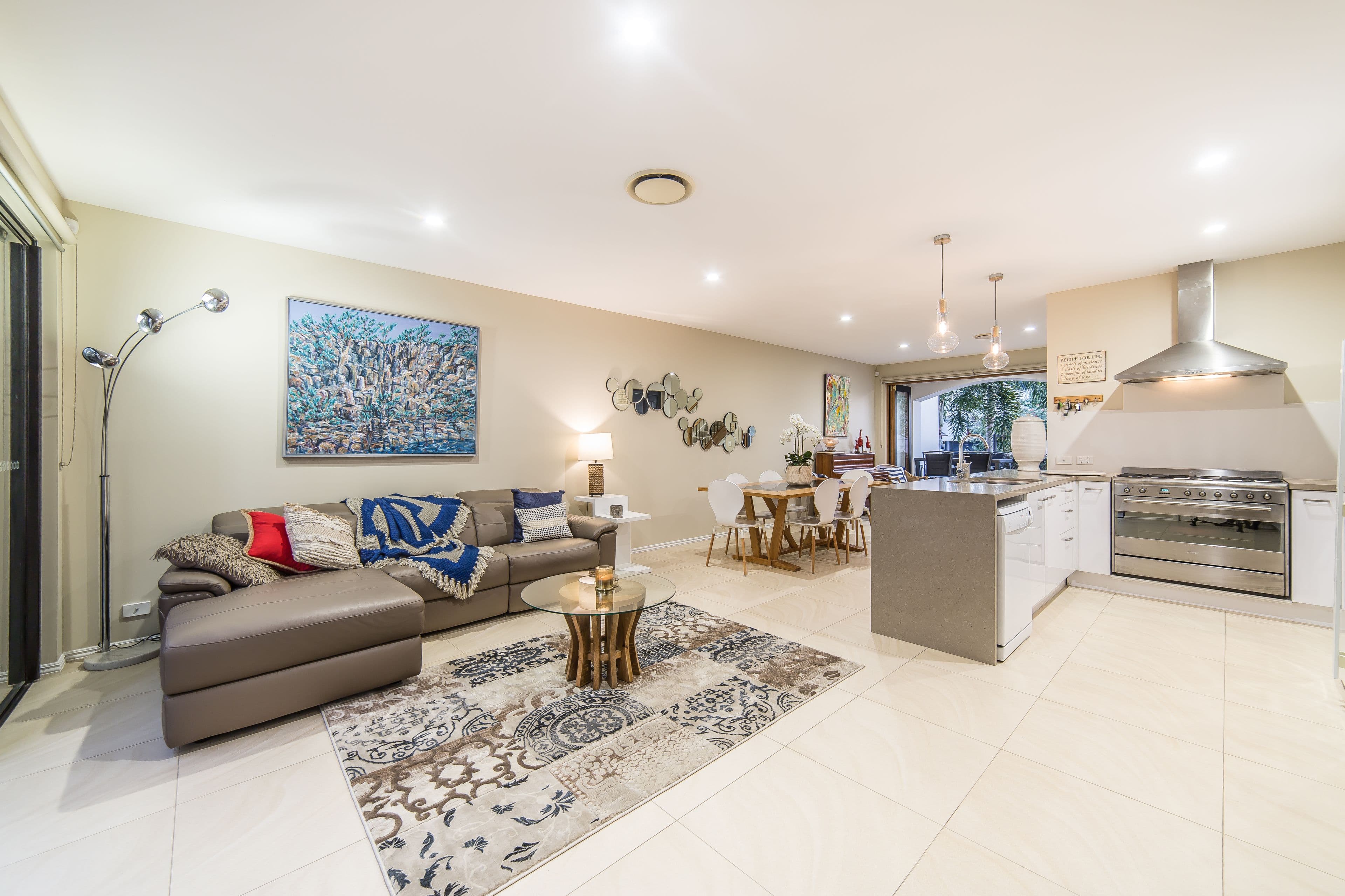 214 Stanhill Drive, CHEVRON ISLAND QLD 4217, Chevron Island - Image 1