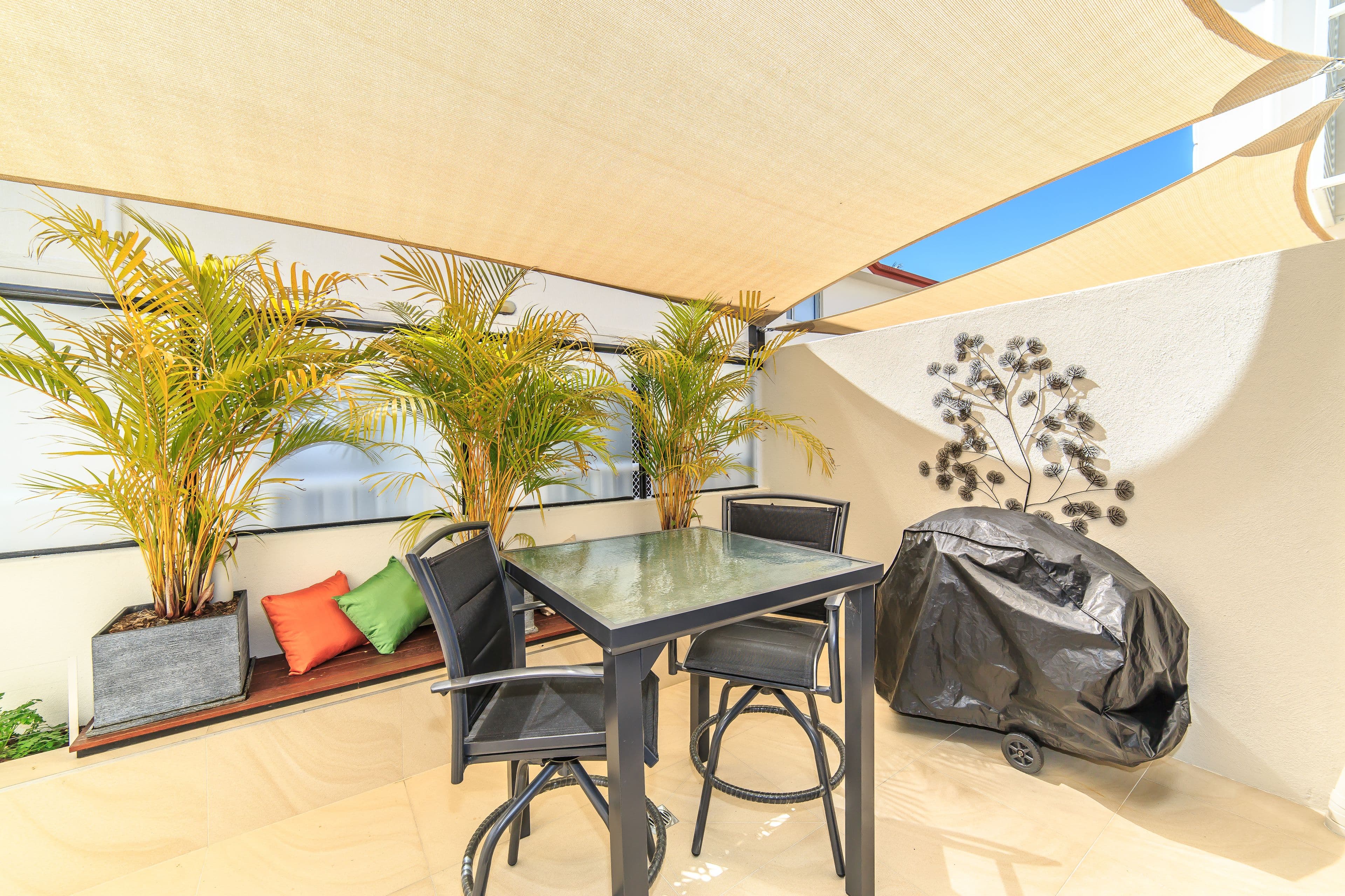 214 Stanhill Drive, CHEVRON ISLAND QLD 4217, Chevron Island - Thumbnail 5