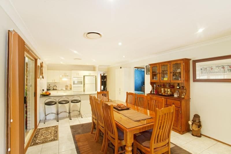 6 Altair Place, HINCHINBROOK NSW 2168, Hinchinbrook - Thumbnail 2