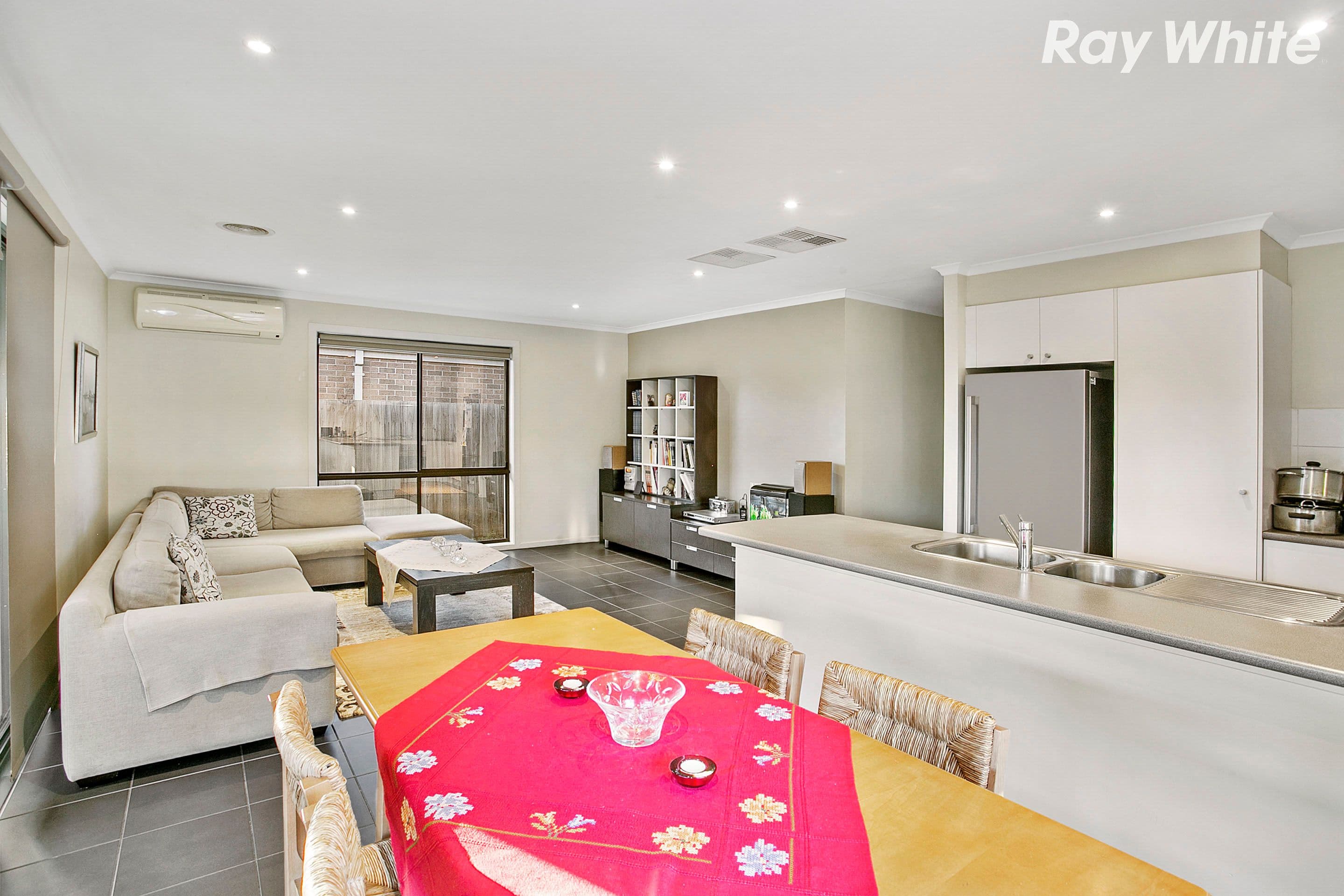 23 Melzak Way, Berwick VIC 3806, Berwick - Thumbnail 4