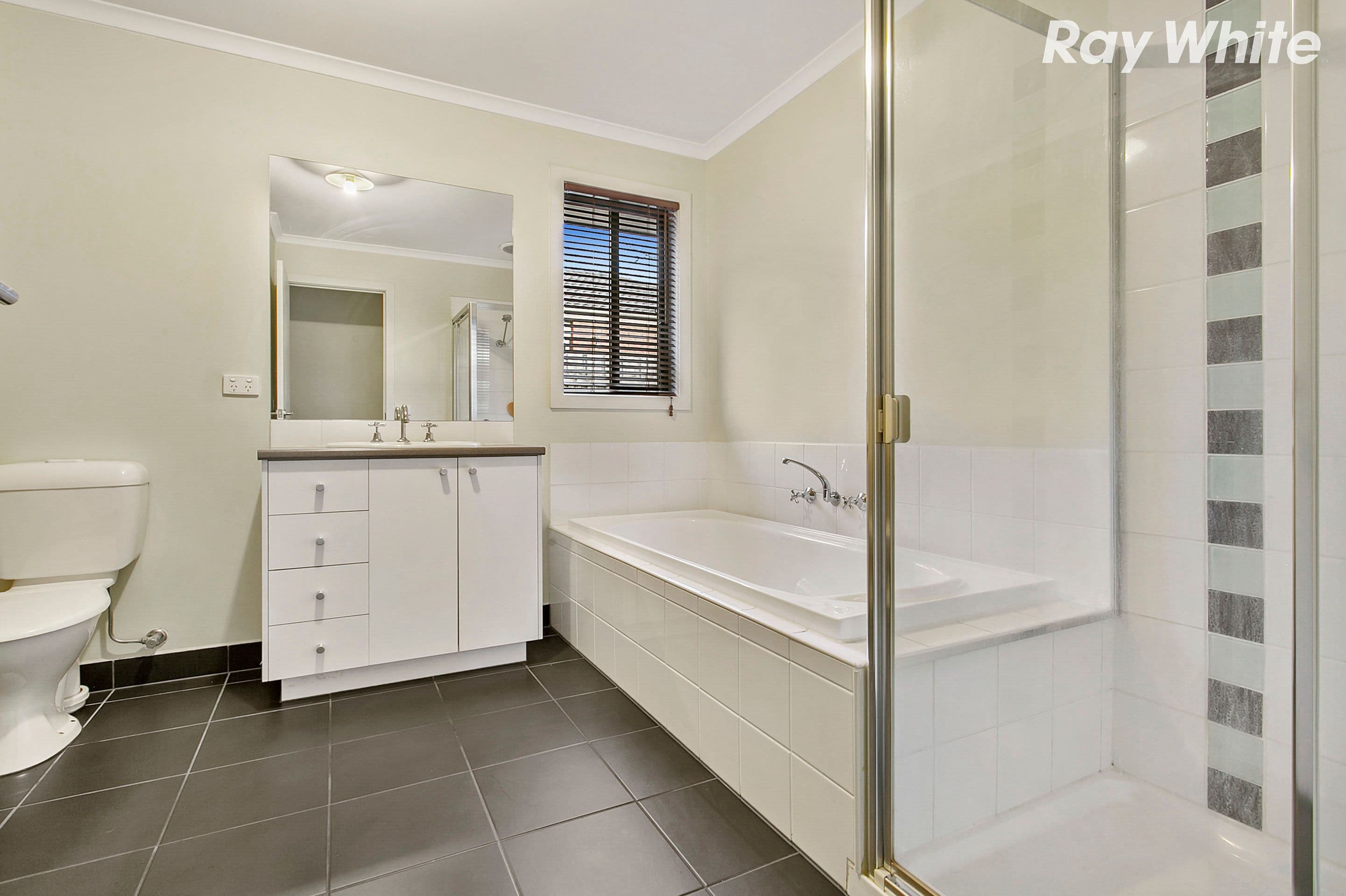 23 Melzak Way, Berwick VIC 3806, Berwick - Thumbnail 8