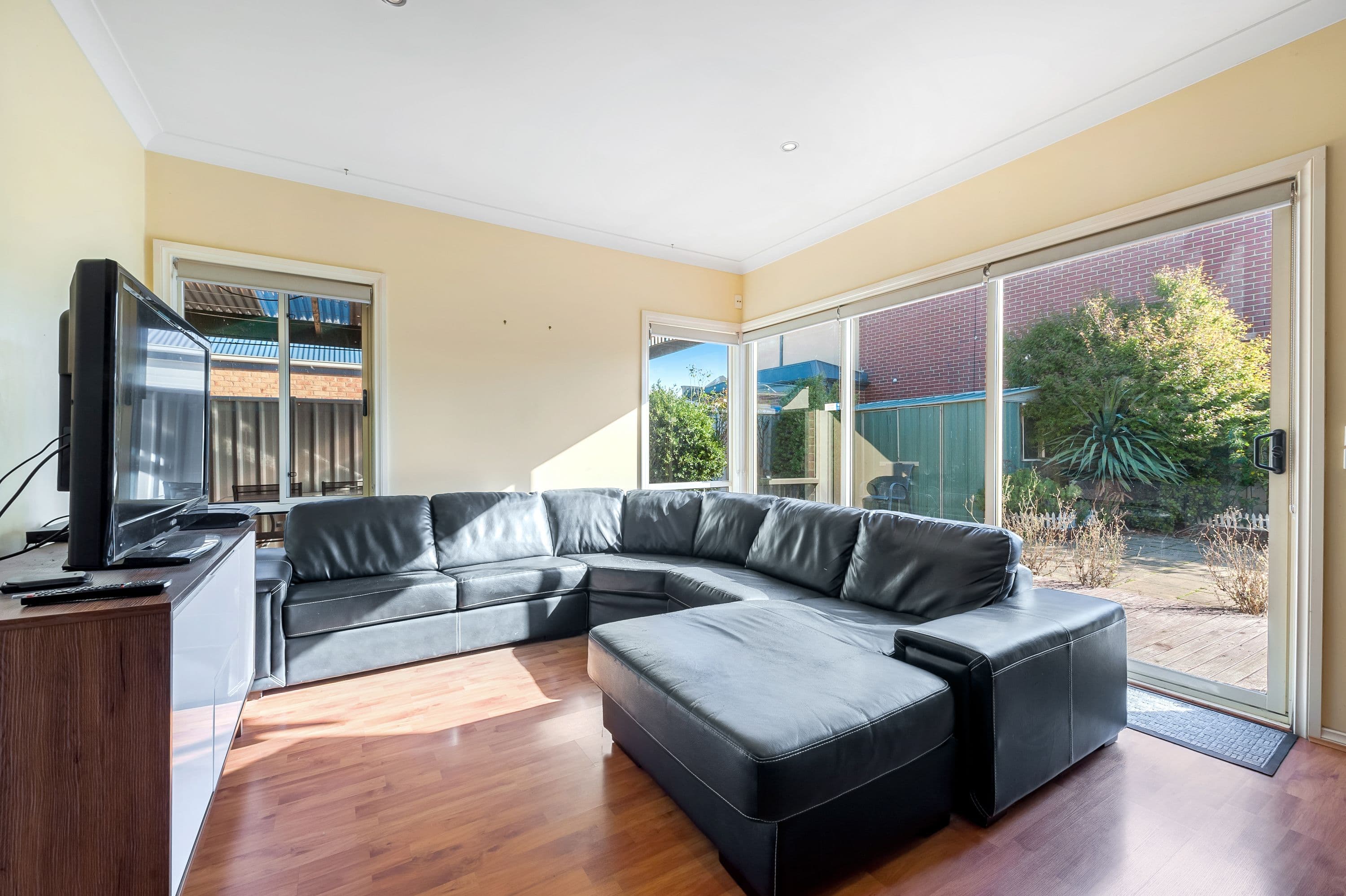 19 Parkin Avenue, Caroline Springs VIC 3023, Caroline Springs - Thumbnail 2