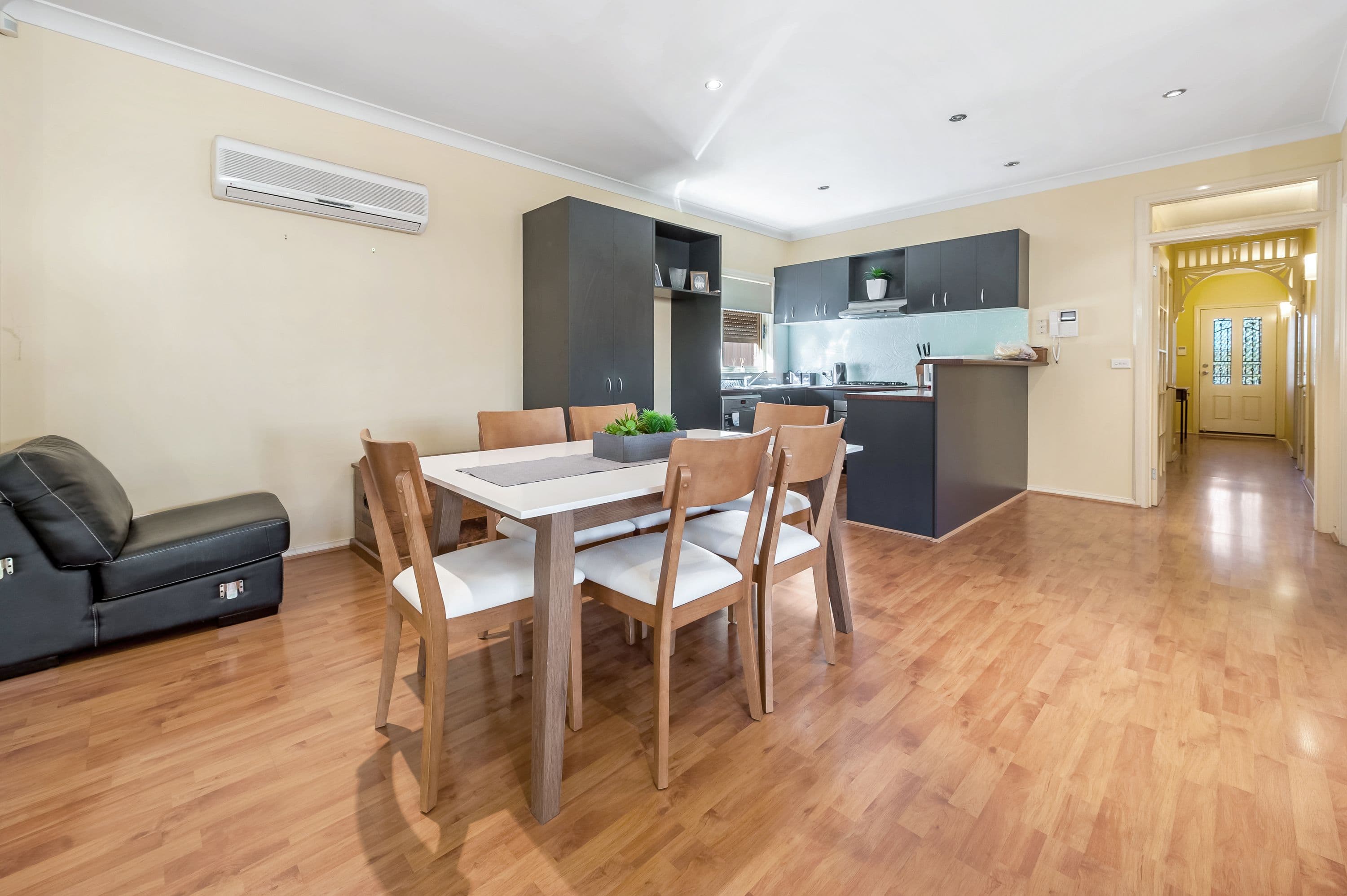 19 Parkin Avenue, Caroline Springs VIC 3023, Caroline Springs - Thumbnail 4
