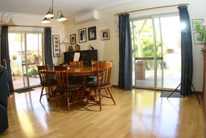 26 Bernley Drive, VIVEASH WA 6056, Viveash - Thumbnail 4