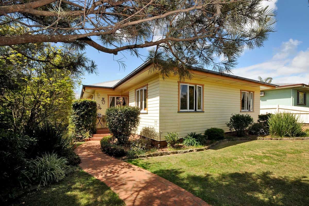 17 Patricia Street, MOUNT LOFTY QLD 4350, Mount Lofty - Image 1