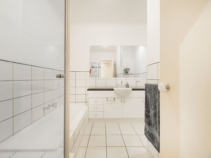 11 Garfield Street, CHELTENHAM VIC 3192, Cheltenham - Thumbnail 6