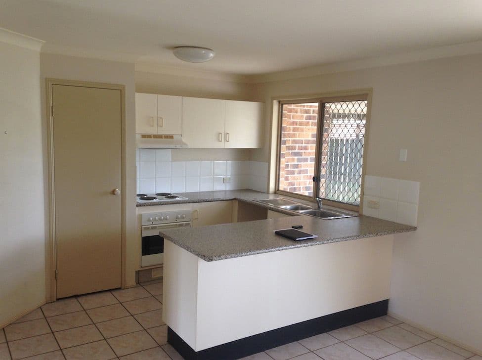9 Lake Amaroo Court, Logan Reserve QLD 4133, Logan Reserve - Thumbnail 3