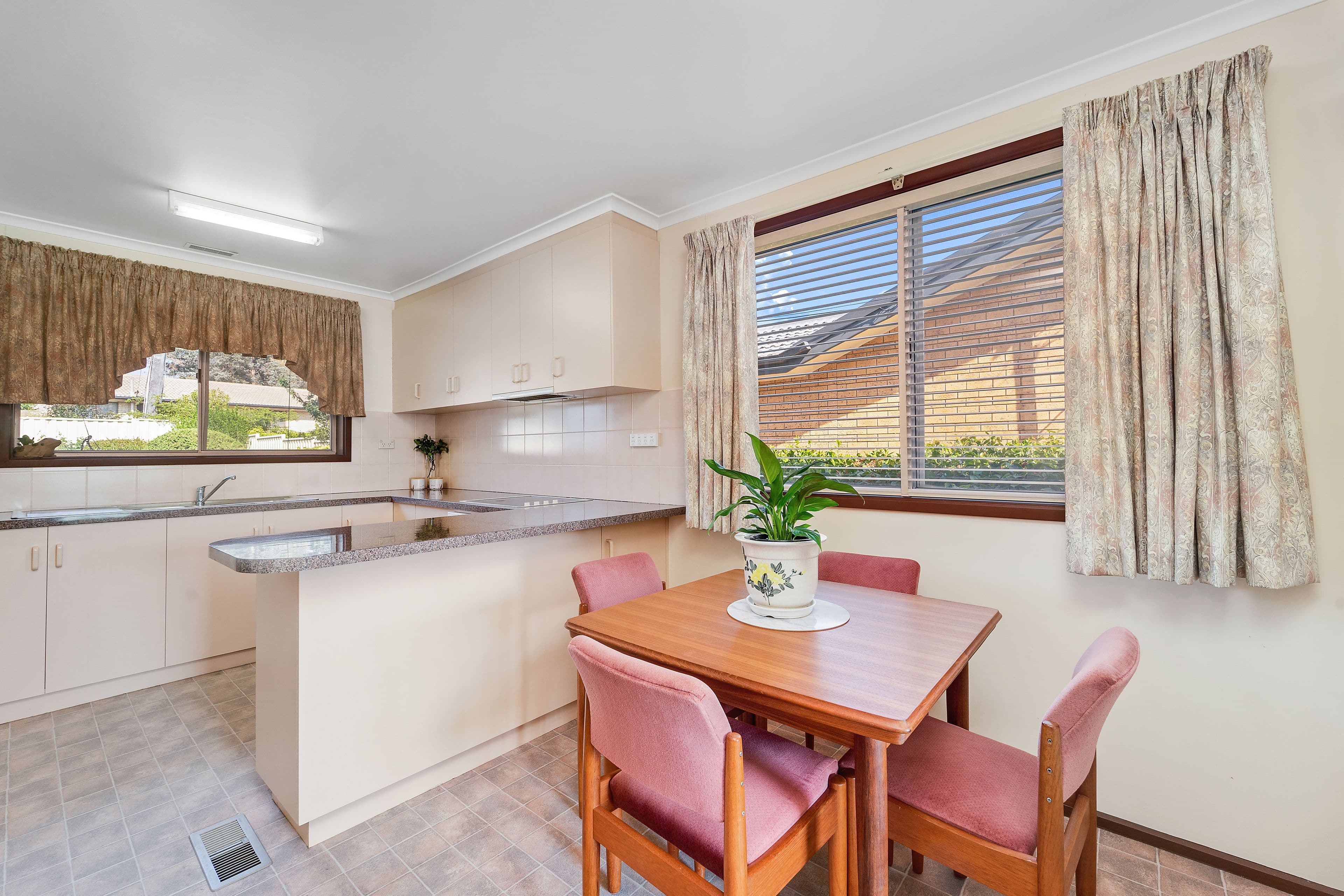 3 Axford Place, Kambah ACT 2902, Kambah - Thumbnail 5