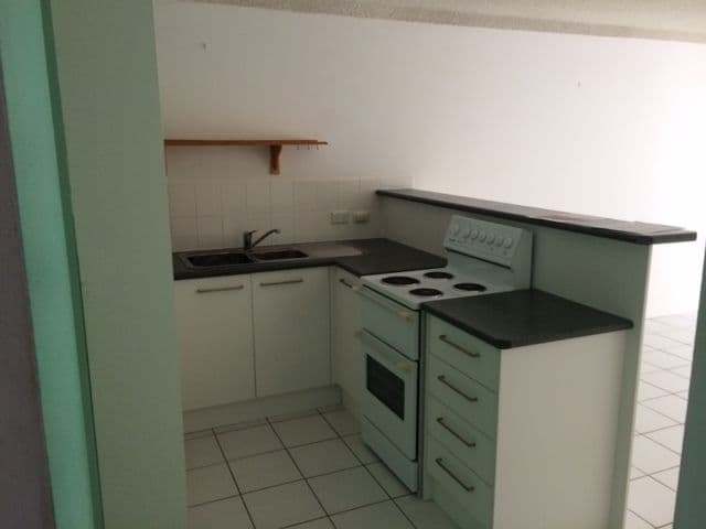 20 Mawarra Street, PALM BEACH QLD 4221, Palm Beach - Thumbnail 6