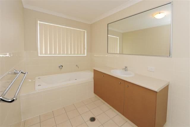 97 Killarney Crescent, Capalaba, QLD, 4157, Capalaba - Thumbnail 6