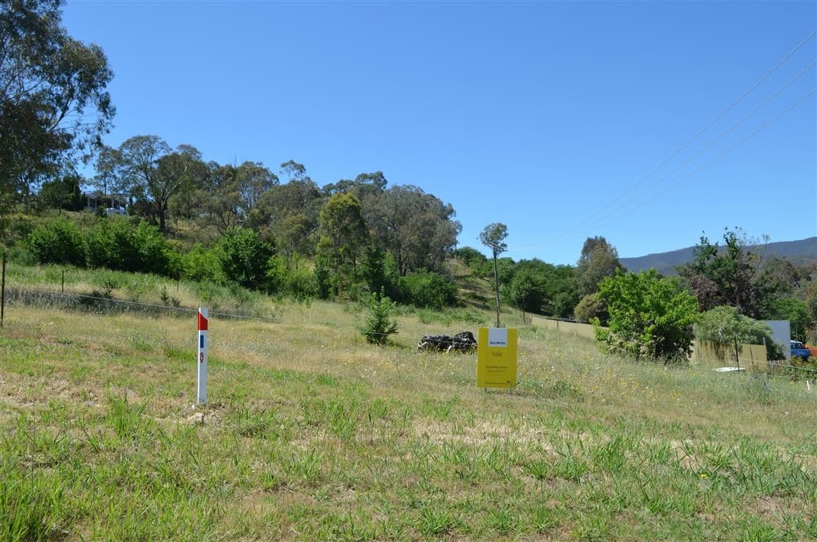 Lot 1 DP111880 Wynyard Street, TUMUT NSW 2720, Tumut - Thumbnail 2