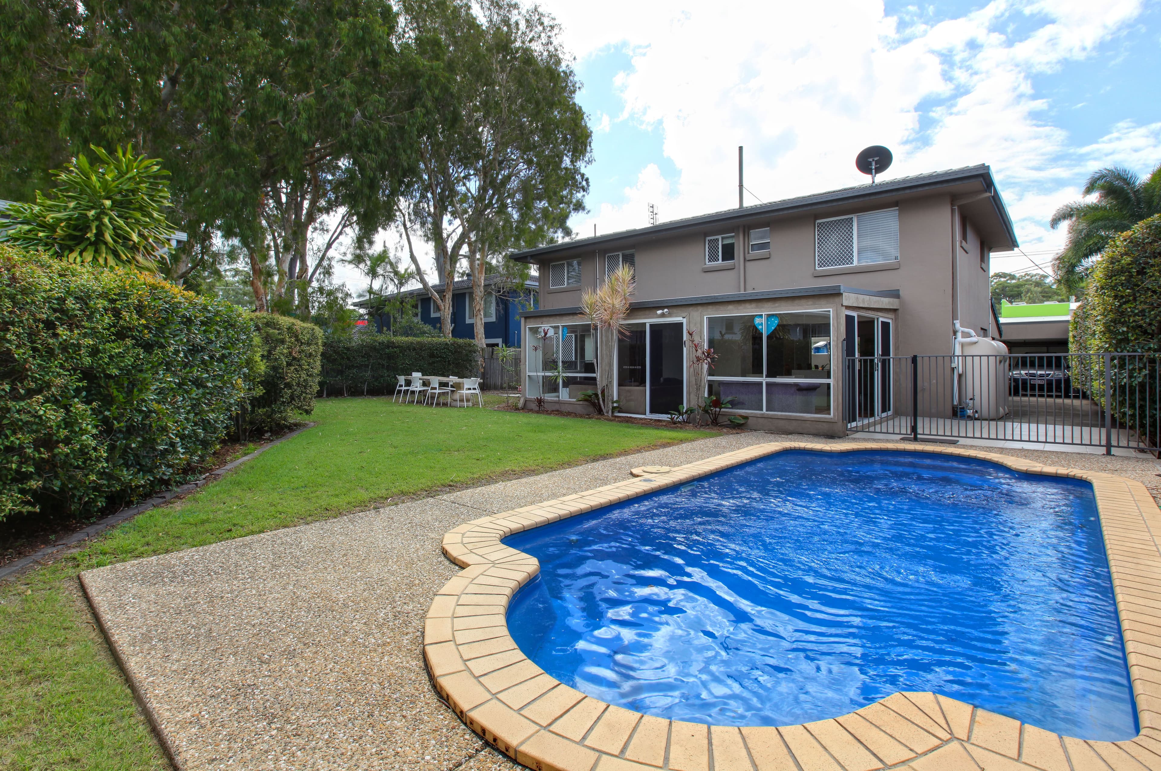 28 Yacht Street, Southport QLD 4215, Southport - Thumbnail 2
