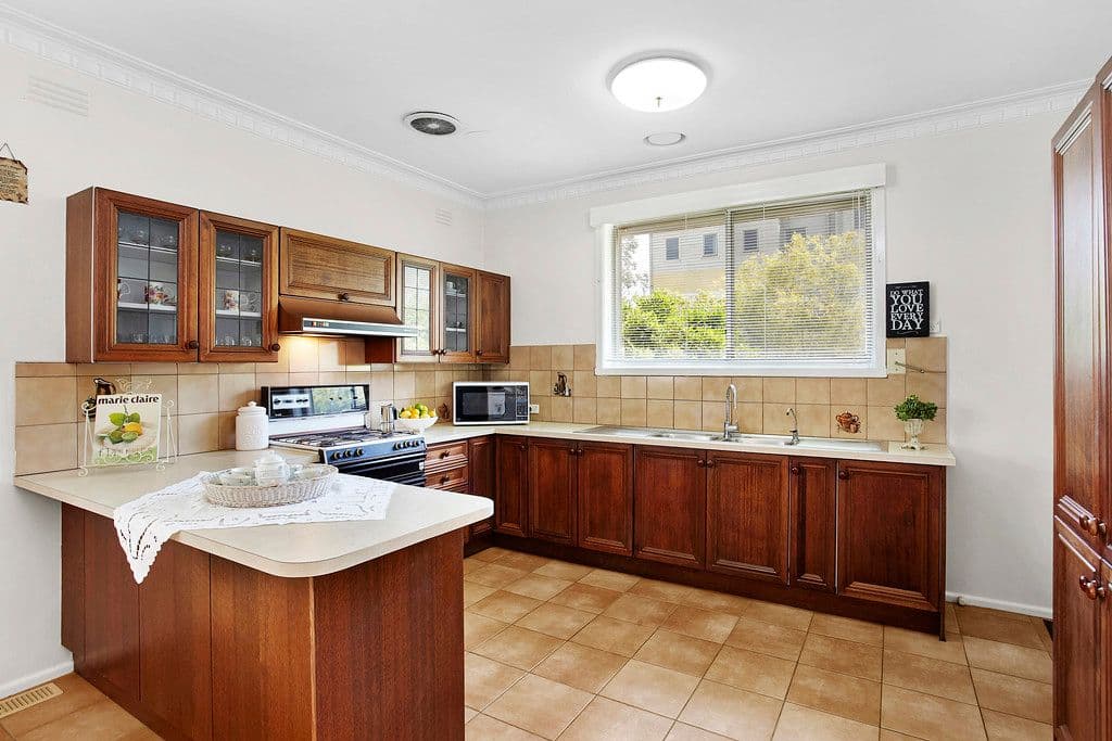 26 Garnet Street, Preston VIC 3072, Preston - Thumbnail 3