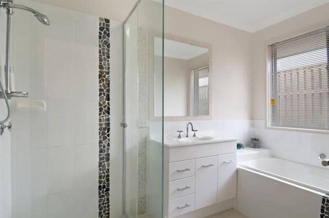 2 Penneshaw Crescent, ORMEAU QLD 4208, Ormeau - Thumbnail 6