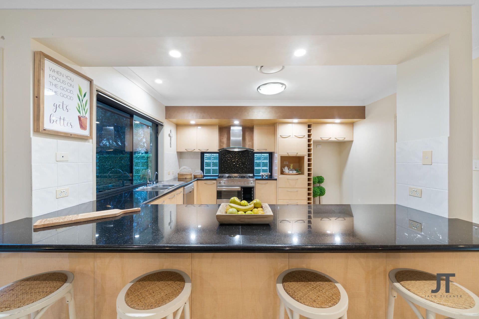 8 Fitzalan Circuit, Arundel QLD 4214, Arundel - Thumbnail 8