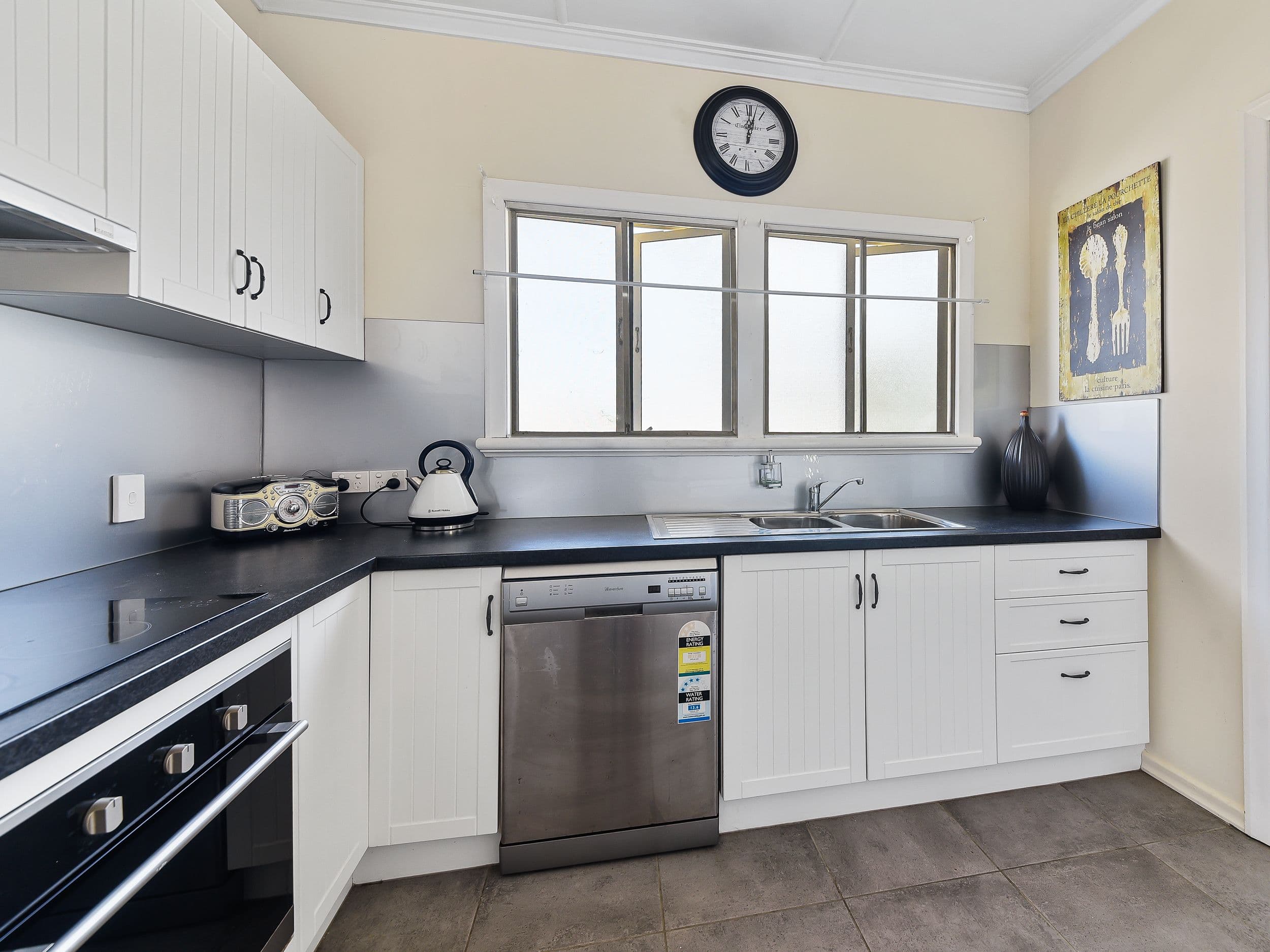 28 Hatfield Street, Banyo QLD 4014, Banyo - Thumbnail 4