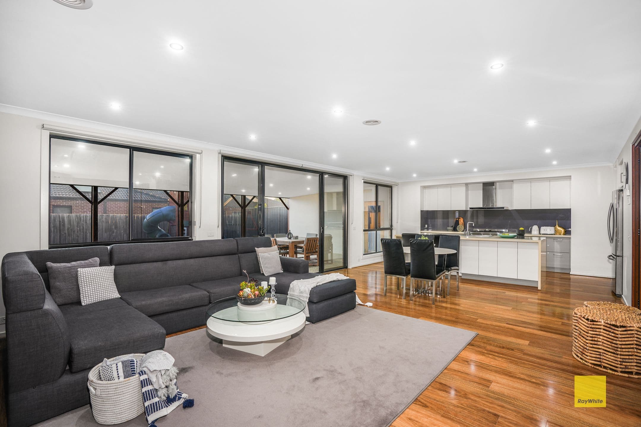 11 Concorde Avenue, FRASER RISE VIC 3336, Fraser Rise - Thumbnail 2