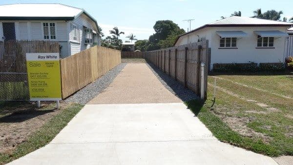 65 Ireland Street, OONOONBA QLD 4811, Oonoonba - Thumbnail 2
